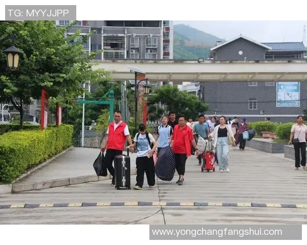 足球少年崛起新星挑战职业梦 突破自我书写未来篇章 足球少年崛起新星挑战职业梦 突破自我书写未来篇章