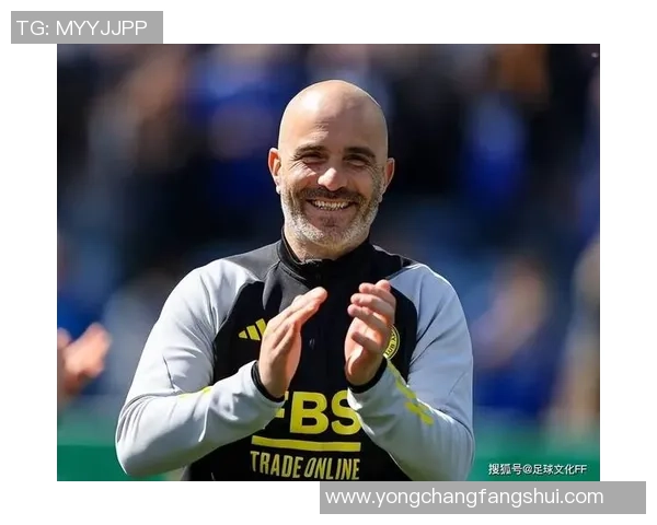 足球球星女婿身份揭秘 他如何在绿茵场外赢得尊重与关注 足球球星女婿身份揭秘 他如何在绿茵场外赢得尊重与关注