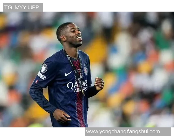 足球球星伤愈复出展现坚韧意志迎接赛场全新挑战